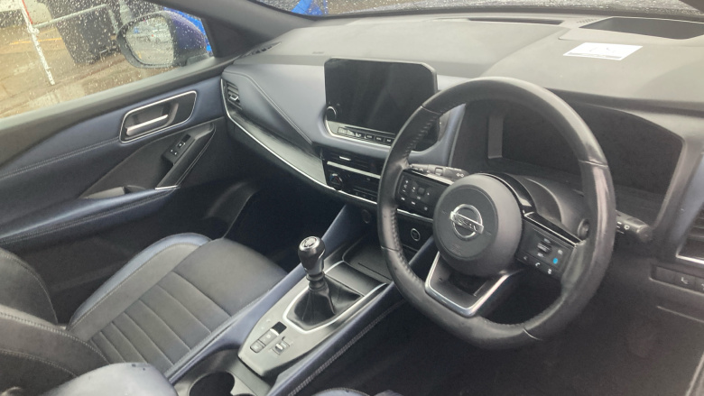 Nissan Qashqai 1.3 DiG-T MH Tekna 5dr Petrol Hatchback